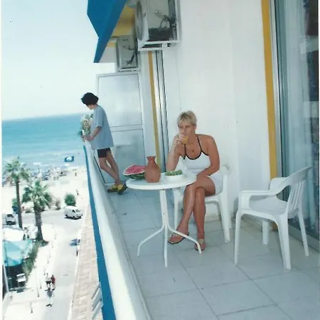 Palm Sea Larnaca