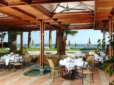 Ξενοδοχείο με διαμερίσματα Palm Sea 2*